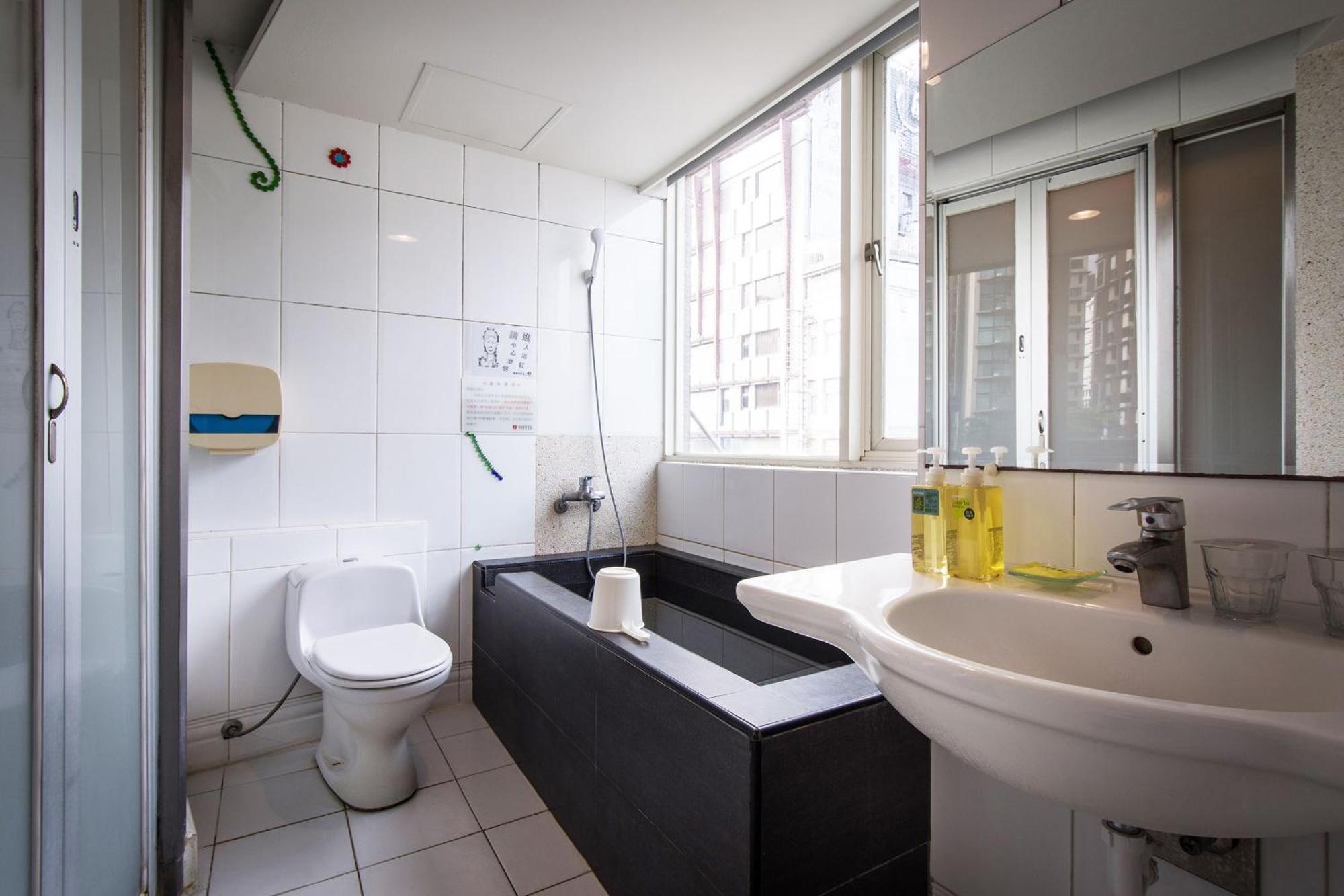 J-Hotel Цзяоси Экстерьер фото